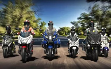 Game screenshot Real Moto 2 latest version